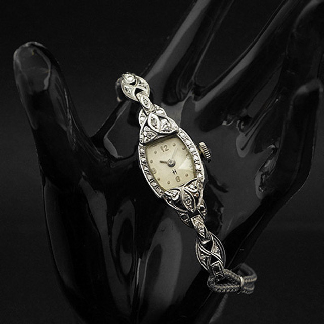 ハミルトン ダイヤ装飾 14KWGケース トノーシェイプ アンティーク 手巻き レディースウオッチ