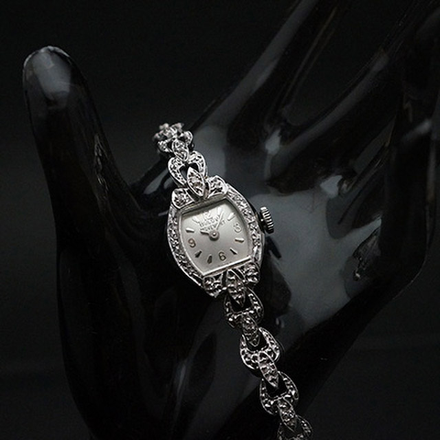 ブローバ ダイヤ装飾 14KWGケース＆ブレスレット 手巻き レディースウオッチ アンティーク